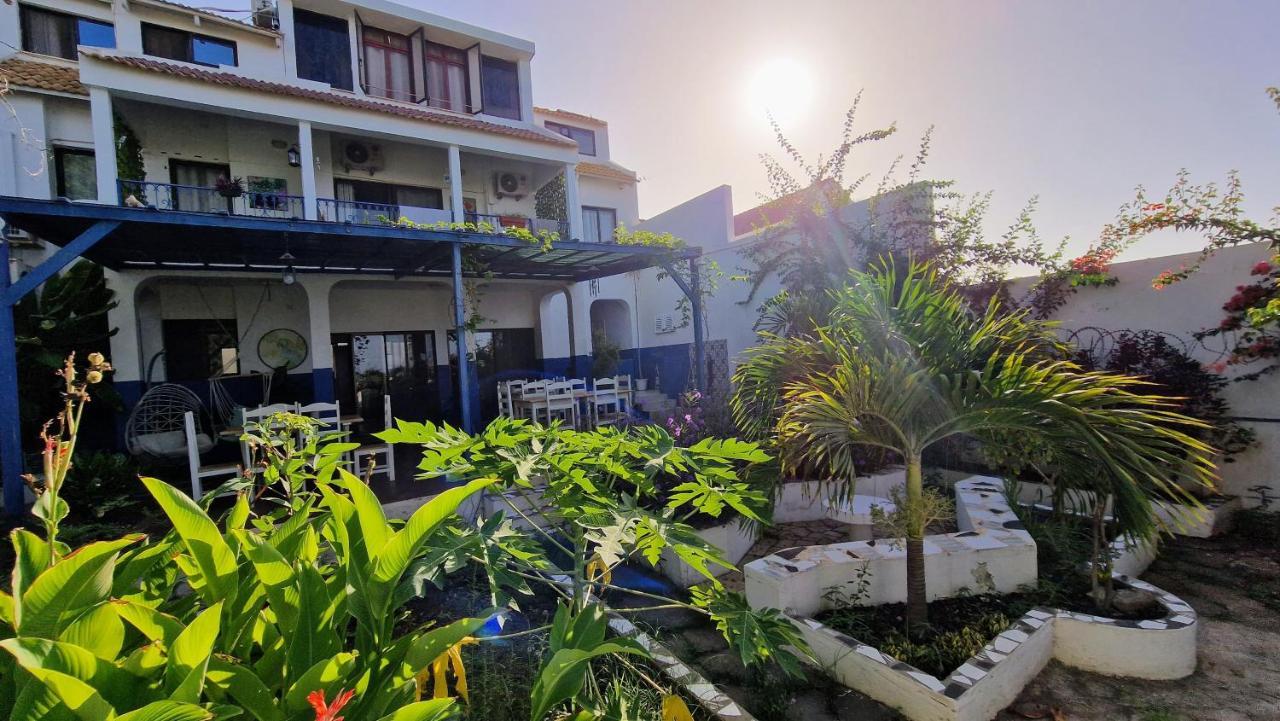 Kelly Guest House Praia Kültér fotó